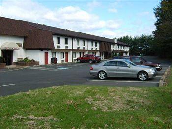 6-warminster, Pa Hotel