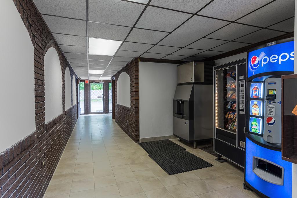 Hotel 6-warminster, Pa 2*
