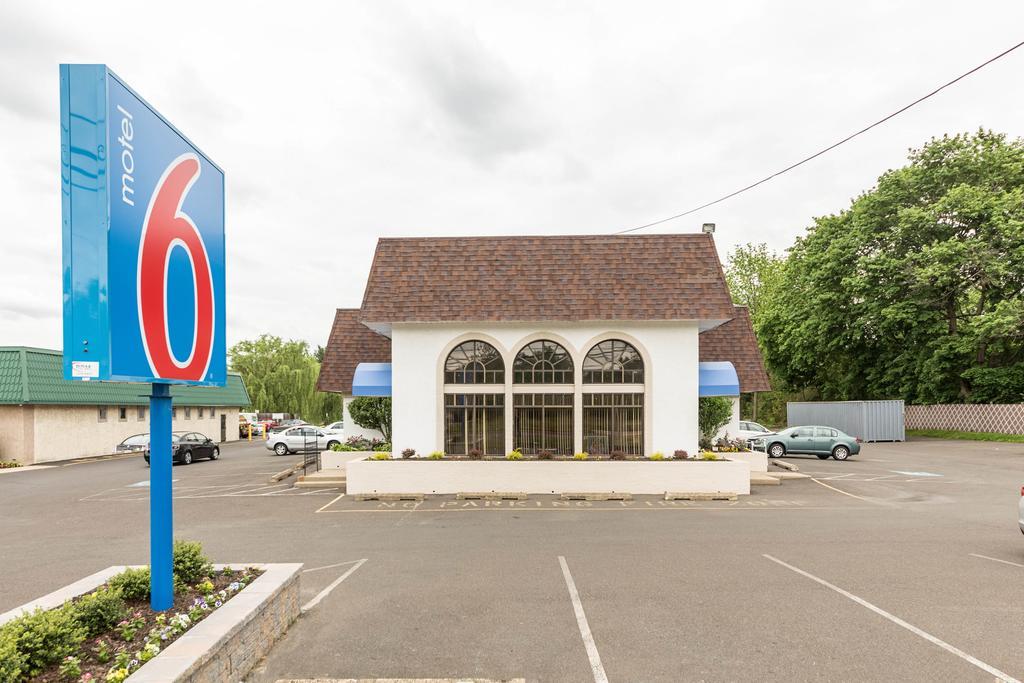 6-warminster, Pa 2*
